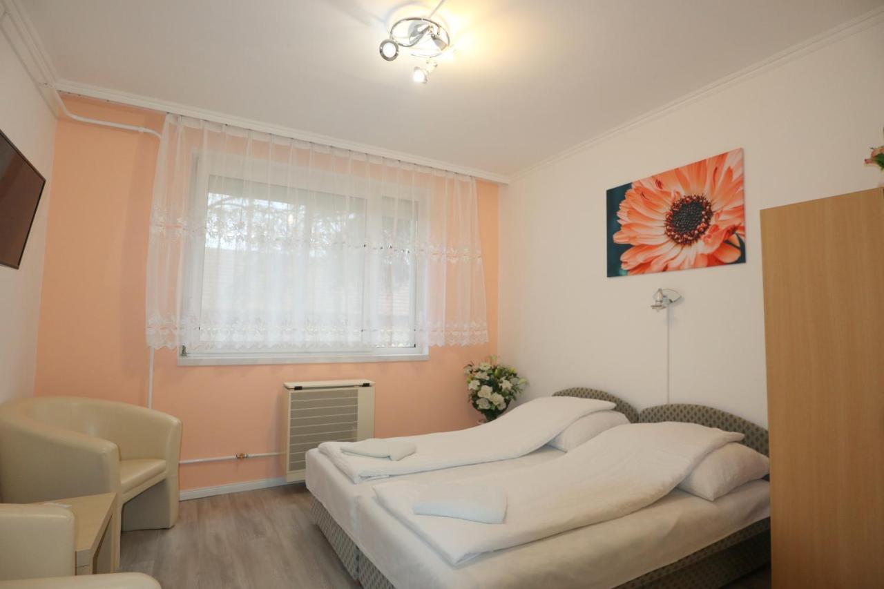 Anna Apartman Szeged Ngoại thất bức ảnh